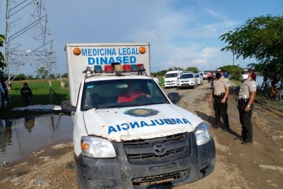 El sitio donde fue hallado Ronald Vélez es una poza formada por sembríos de arroz.