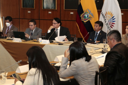 Debate. La Comisión de Fiscalización y Control Político sesionó ayer para analizar este nuevo caso de corrupción.