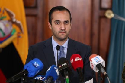 Fotografía de archivo del ministro de Relaciones Exteriores de Ecuador, Juan Carlos Holguín.