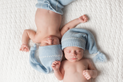 Referencial de gemelos.