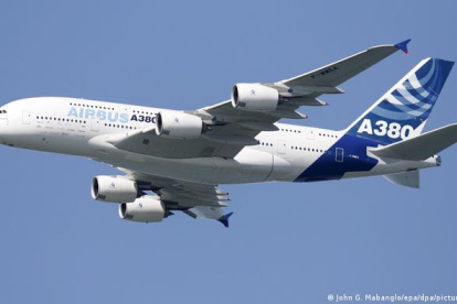 Un Airbus A380 en la zona de la bahía de San Francisco.