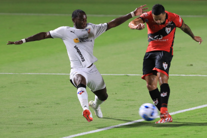 Liga de Quito tuvo muchos problemas en el segundo tiempo y se quedó con las manos vacías