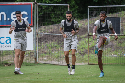 Paco Rodríguez, Gonzalo Mastriani y Nixon Molina, serán titulares ante el conjunto uruguayo.