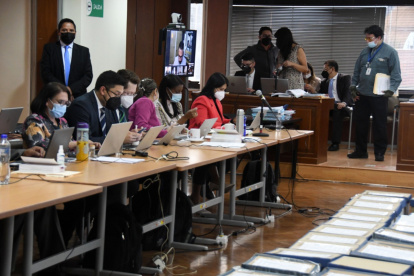 Caso. La fiscal Diana Salazar inició con la presentación de pruebas con la reproducción de testimonios anticipados.