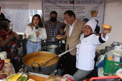 Postura. En las últimas semanas el alcalde Guarderas se ha hecho más visible en eventos de diversa índole.