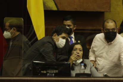 Cercanía. Julio César Sarango (Izquierda) ha defendido a Llori en varios procesos desde hace más de 13 años.