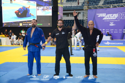 Armando Cusme, de Ecuador, se quedó con el campeonato máster cinta negra.