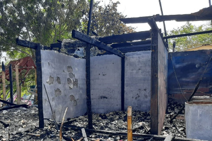 El inmueble se consumió en su totalidad. Todas las habitaciones quedaron reducidas a escombros.