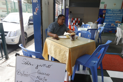 Restaurantes. Los  locales de comidas son los primeros en alistarse para la reactivación en el barrio Cuba.