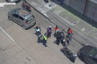 Hecho. El sistema Ojos de Águila capta un accidente de tránsito en la Federico Godín y Carlos Guevara Moreno.