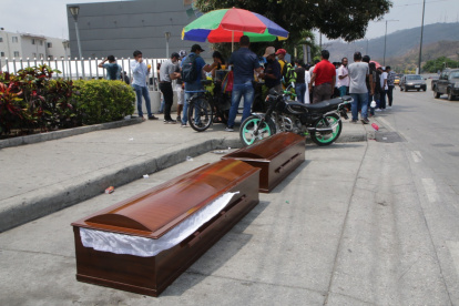 Servicios. Los afiliados reciben del IESS hasta $ 1.359 para un funeral.