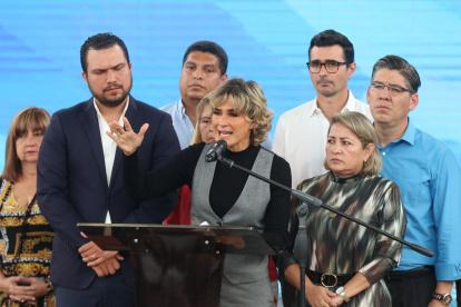 En la rendición de cuentas, la alcaldesa estuvo acompañada de los concejales.