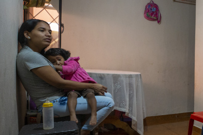 Imagen del 7 de abril, de Yoslen Mayor, de 24 años y oriunda de Maracay (Venezuela), es madre de tres hijas de 1, 3 y 7 años.