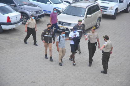 Gabriel Cortez fue trasladado a Esmeraldas luego de su aprehensión en su casa en la ciudad de Guayaquil.