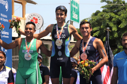 Miguel Hidalgo, de Brasil, lideró la prueba al hacer 56m04,500s. Segundo fue el mexicano David Mendoza y tercero, Brent Demarest, de Estados Unidos.