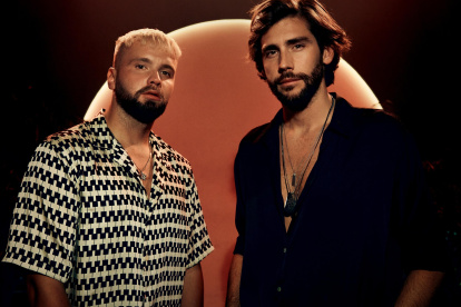 Alvaro Soler y Topic