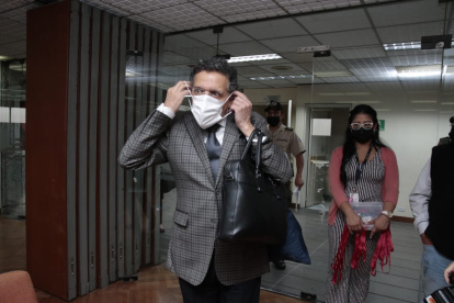 Procesado. El excontralor Pablo Celi llega a la sala de audiencias de la Corte Nacional de Justicia para su juicio.