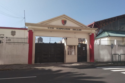 El 21 de abril, cerca del mediodía, una adolescente fue violada presuntamente por el conductor de su expreso escolar.