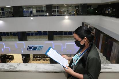 Acción.- El presidente de la Comisión de Fiscalización de la Asamblea Nacional, Fernando Villavicencio, abrirá una investigación por los créditos no pagados a CFN.