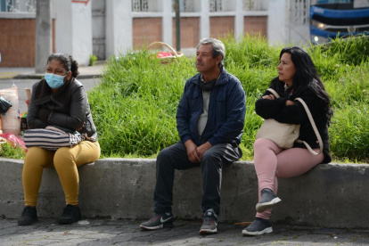 Los ciudadanos de la capital ya no deberán usar mascarillas en espacios abiertos y cerrados, si así lo quieren.