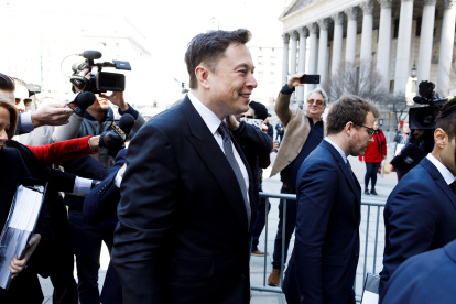 El fundador de Tesla, Elon Musk (C), en una fotografía de archivo.