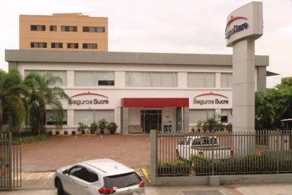 29042022 LIZBETH ZUMBA, SEGUROS SUCRE FACHADA DE LA OFICINA 29 DE ABRIL DEL 2022 ag-periodistas