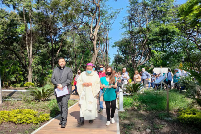 El fin de semana se realizó la entrega de la Vía Matris a la Iglesia.