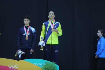 Yang Lama subió al podio de Rosario en la categoría -55 kg.