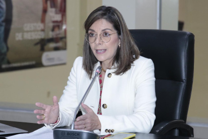 Anuncio. La ministra de Salud, Ximena Garzón, dio a conocer que las cifras de contagios siguen reduciéndose.