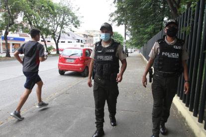 Muchos ciudadanos han acudido personalmente a la Unidad de Policía Comunitaria (UPC) para pedir a los uniformados que realicen rondas constantes en los alrededores del parque lineal de la Kennedy.