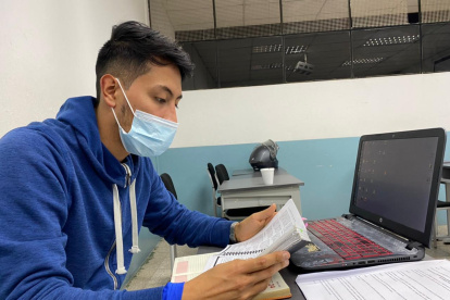 David Castro dijo adiós a las competencias por su carrera universitaria.