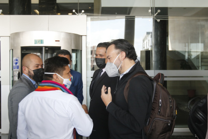 Grupo. Mario Ruiz (exPK), Pabel Muñoz, de UNES, y los legisladores denominados rebeldes en la Asamblea.