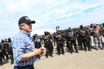 El 8 de abril pasado, Carrillo indicó que el narcotráfico y las bandas delictivas se sostienen con una "estructura jurídico política".