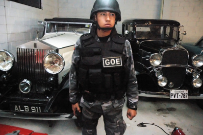 Automotores. Varios vehículos pertenecientes a la familia Isaías Dasun pasaron a manos del Estado.