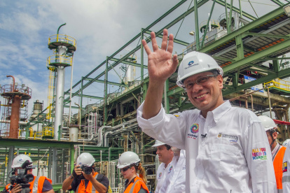 Obra. Jorge Glas en el Poliducto Pascuales Cuenca, una obra por la que Odebrecht pasó sobornos.