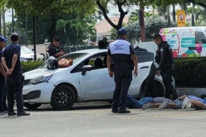 Los involucrados fueron retenidos por la Policía Nacional para investigaciones posteriores.