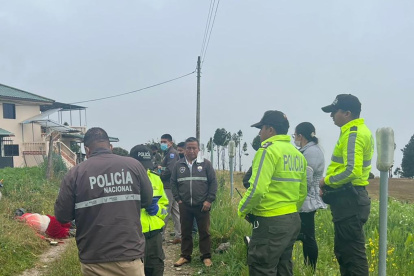 La Policía halló los cuerpos e inició las investigaciones de este caso.