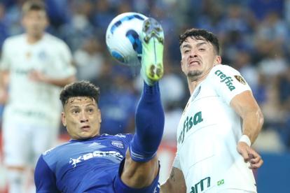 El duelo de ida en el Capwell derivó en un victoria de Palmeiras por 3-1 ante Emelec.