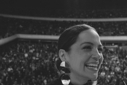 Fue en 1998 cuando la artista mexicana empezó su camino en la música. En el 2000 fue de sus temas más populares que la puso en el ojo de toda Latinoamérica.