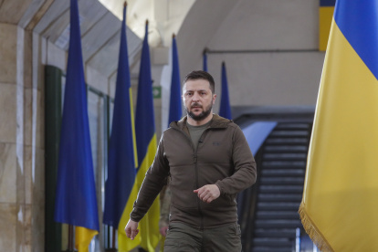 Imagen de archivo del presidente ucraniano, Volodomir Zelenski, a su llegada a una rueda de prensa en Kiev