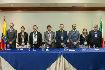 Cita.- Los negociadores en el acuerdo comercial entre Ecuador y México en la reunión en Quito, que empezó este lunes 23 de mayo.