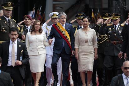 Guillermo Lasso a la salida de la Asamblea Nacional en donde pronunció su Informe a la Nación.