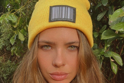 Desde hace algunos meses, su nombre no deja de sonar en todos los programas de farándula. Ella cansada, responde ante los comentarios.