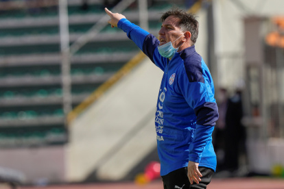 Eduardo Berizzo dirigió a la selección paraguaya de fútbol y no consiguió el boleto al Mundial.