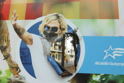 PUBLICIDAD DE CYNTHIA VITERI EN OBRAS Q SE EJECUTAN Y Q YA SE ENTREGARON...FD: MIGUEL CANALES...25-05-2022