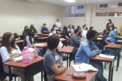 La presencial será para los estudiantes que tengan asignaturas que ameriten práctica.