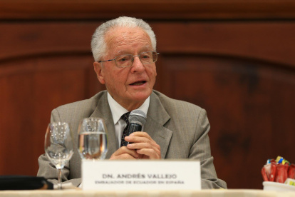 Embajador de Ecuador en España, Andrés Vallejo
