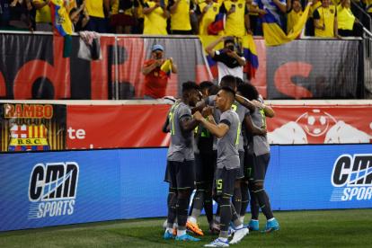 El primer amistoso se jugó en New Jersey.