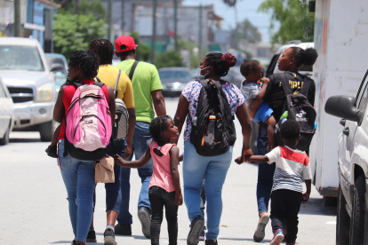 La migración es un grave problema que enfrentan las autoridades fronterizas para detener ese flujo. Abraham Pineda-jÁcome / Efe