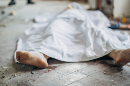 Una de las víctimas quedó tendida junto a un mueble